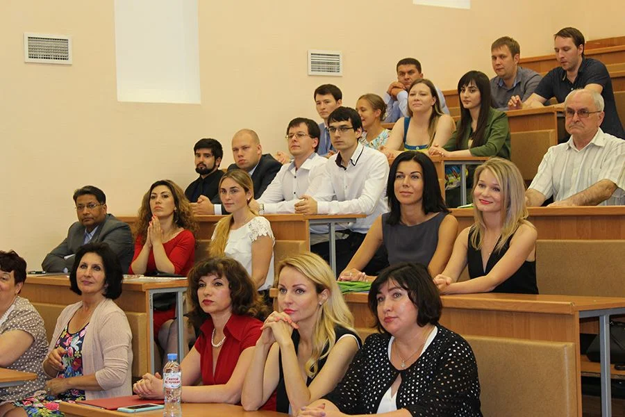 Выпускники интернатуры и ординатуры мединститута БФУ им. И. Канта получили дипломы об окончании обучения